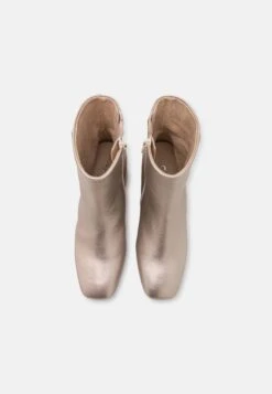 Gabor Comfort Korte Laarzen - Puder -Gabor 3c89db24fd1c45b9a7c8fa30f0c5a0d8