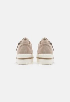 Gabor Comfort Wide Fit - Sneakers Laag - Silk 11 Gabor Comfort Wide Fit - Sneakers Laag - Silk -Gabor 4992d43ee60b4c9aa26c6479facbf096