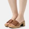 Gabor Comfort Clogs - Camel -Gabor ab9c94fc3b394d80bd3c1ea6853a9ef1